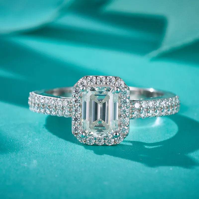 The Fifth Avenue Ring Moissanite 1.0 Carat Emerald Cut VVS1, D Color